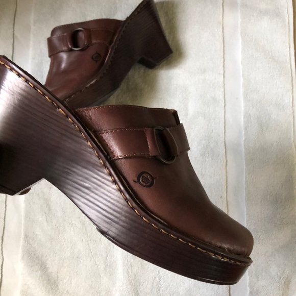 Born Leather Clogs - Picture 7 of 7